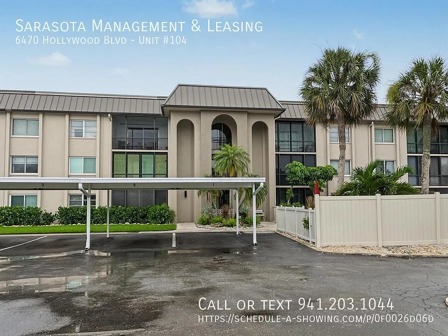 6470 Hollywood Blvd #104