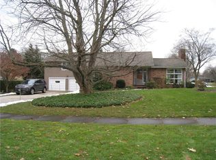 160 Coniston Dr, Rochester, NY 14610