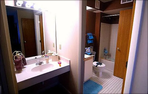 402 Ashland Ave #H — Photo 4