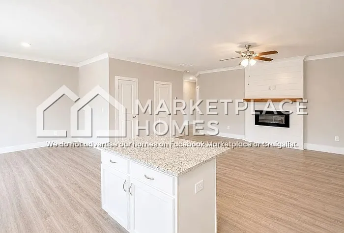 3 bed, 2.5 bath, 1807 sqft, $1,975 — Photo 4