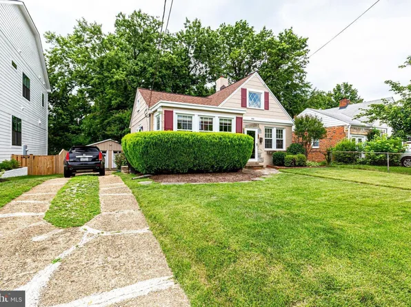 858 N Abingdon St, Arlington, VA 22203