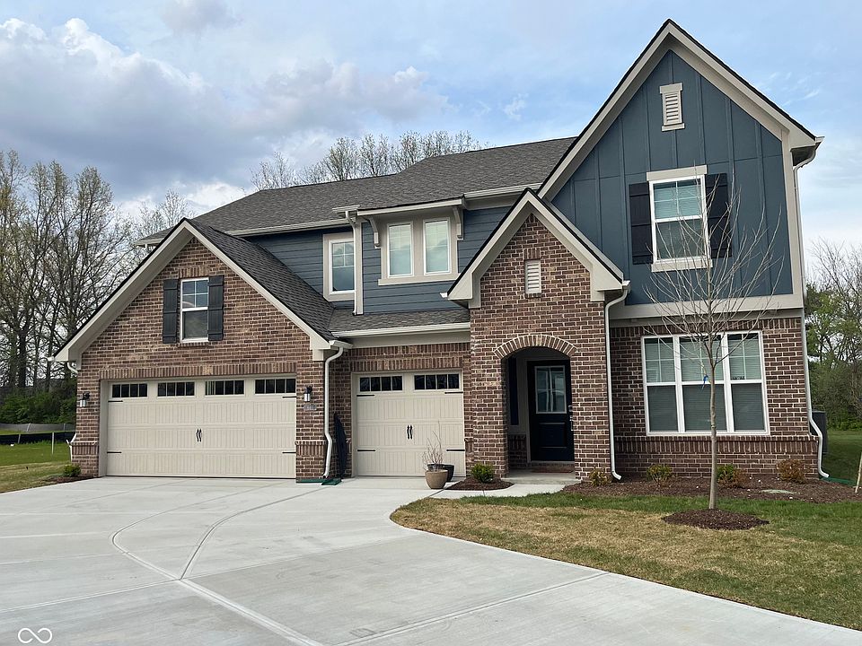2nd image of 640 Waterford Ln