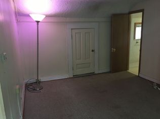 1109 S Farwell St APT 4, Eau Claire, WI 54701