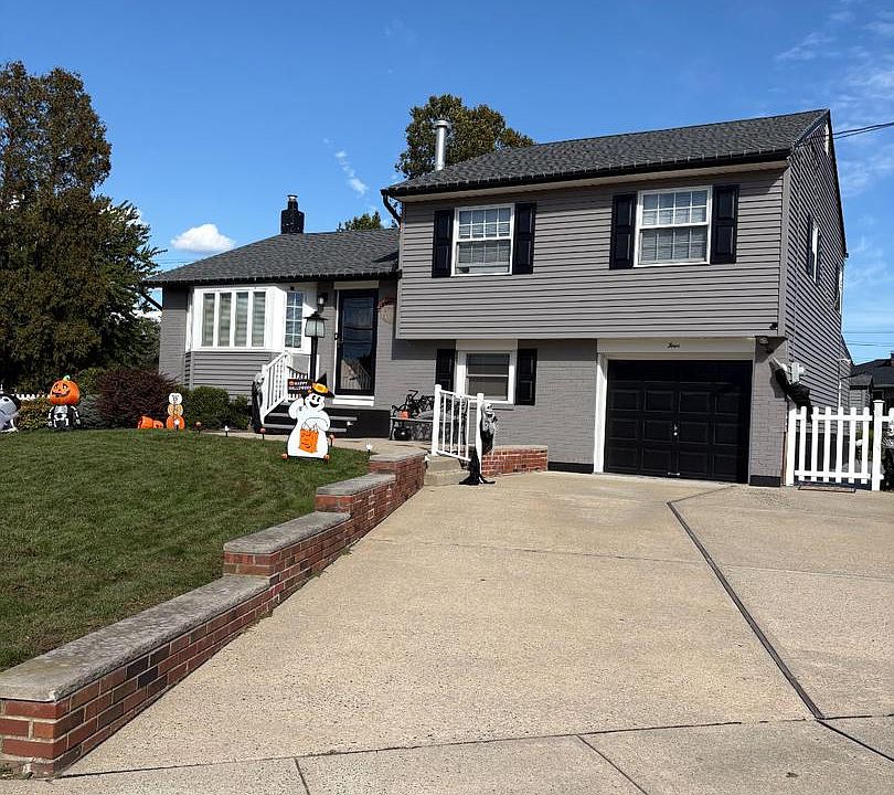 1st image of 4 Bow Rd