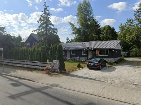 23266 Dewdney Trunk Rd, Maple Ridge, BC V2X 3L4
