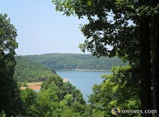 215 Flora Ln, Manchester, TN 37355