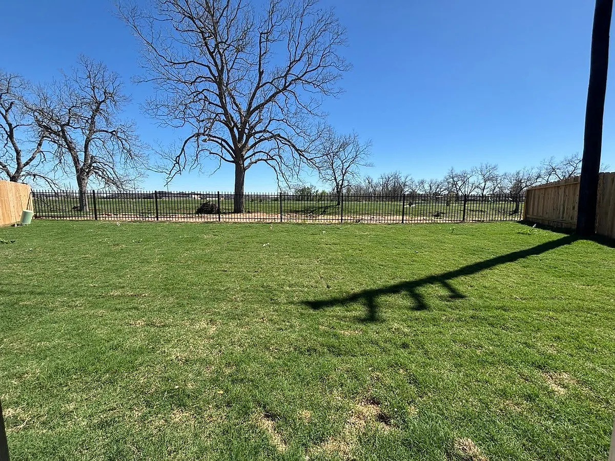 Photo 1 of 15 - 1527 Cinque Terre Way - Richmond, TX Primary Photo - 1527 Cinque Terre Way