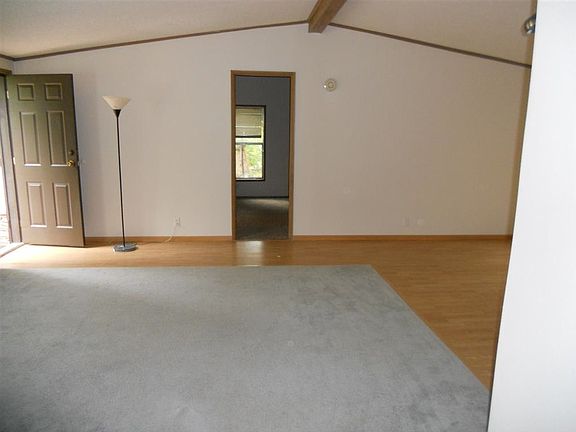 4th image of 12405 76th Ave NW