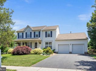52 Amberfield Rd, Robbinsville, NJ 08691
