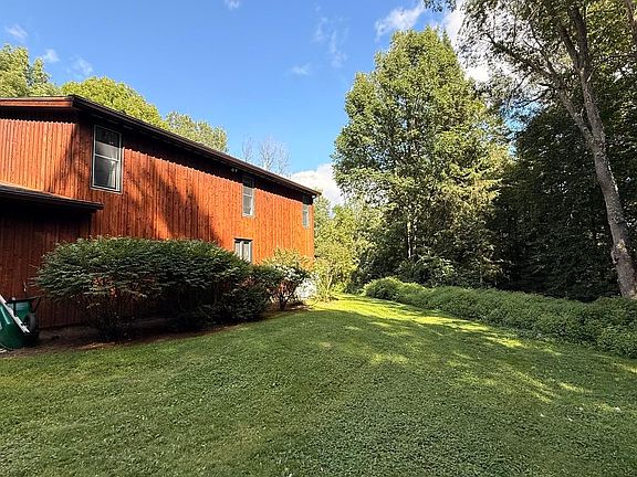 5th image of 412 Logan Drive