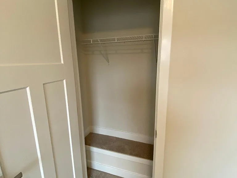 316 Crofton Village Ter — Photo 38