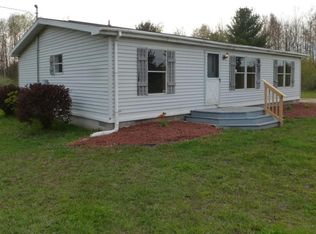 5909 Lorenson Rd, Whitehall, MI 49461