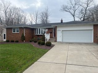 7971 Sigle Ln, Poland, OH