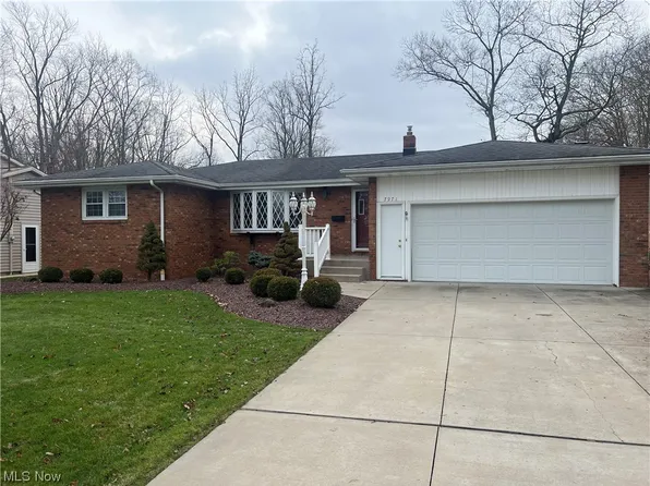 7971 Sigle Ln, Poland, OH 44514