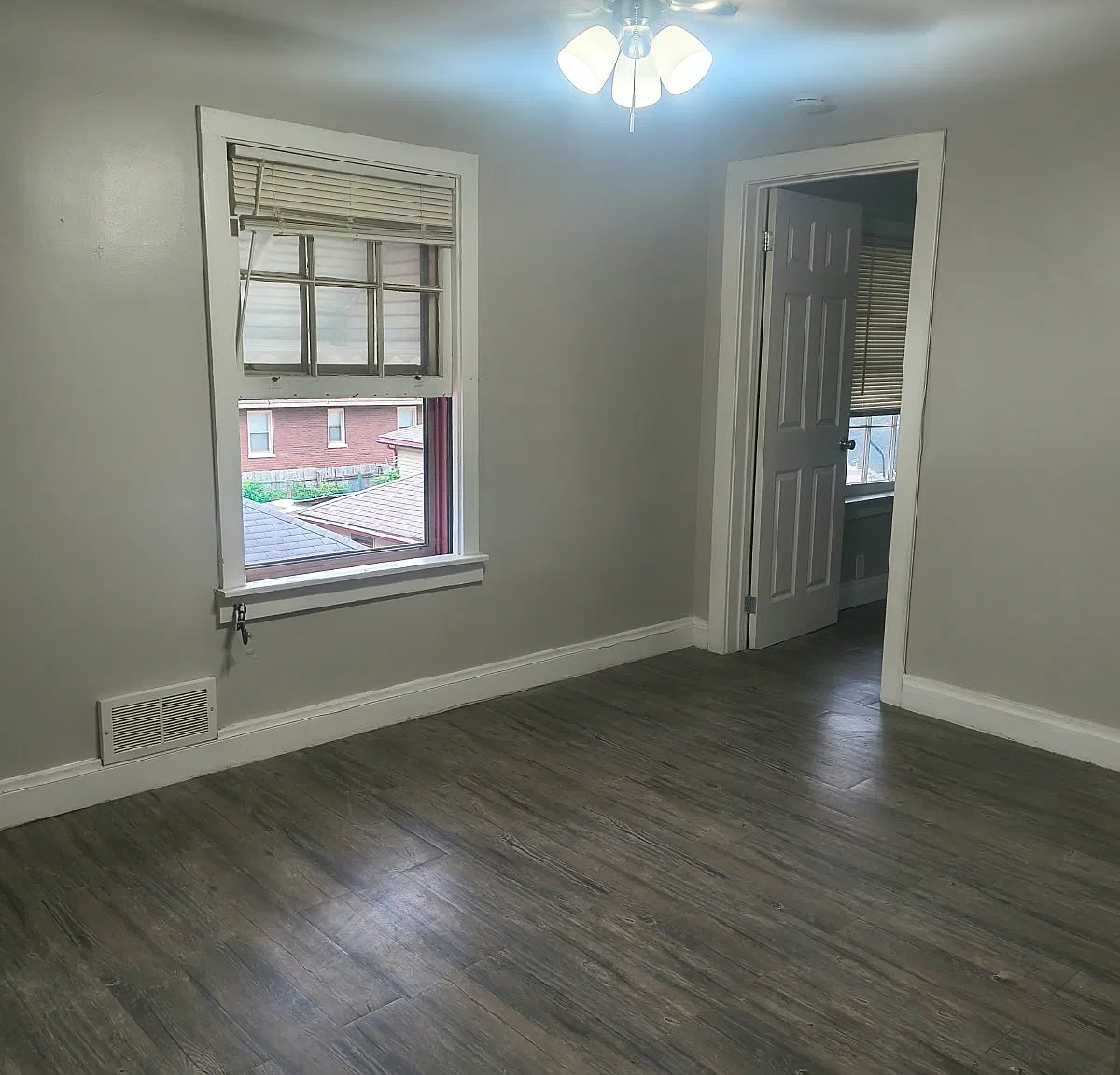 513 Lake St Unit C, Crystal Lake, IL 60014 — Photo 2