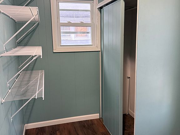 3rd image of 36 Pine St