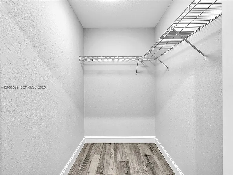 2022 NW 9th Ter — Photo 37