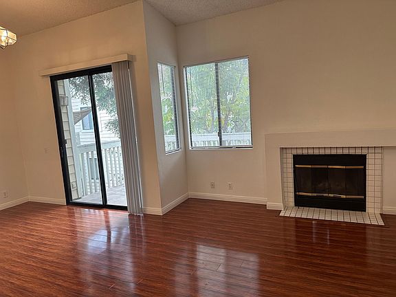 4th image of 4900 N Grand Ave APT 310