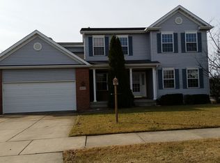 1507 Churchill Dr, Schererville, IN 46375
