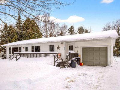 8727 Hawks Dr, Republic, MI, 49879