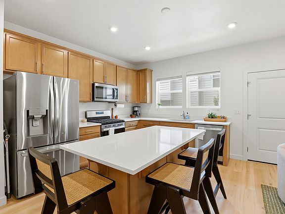 4th image of 9357 Crowley Way