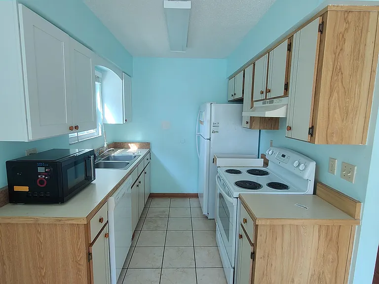 840 Center Ave #29 — Photo 8