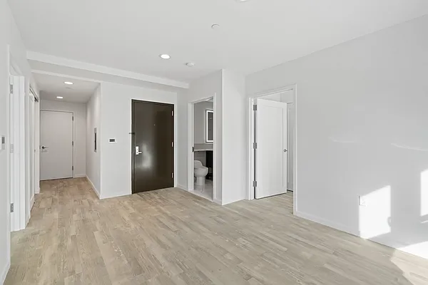 Rented by Nest Seekers International | media 10