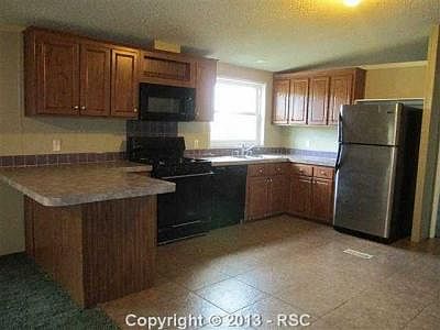 4th image of 15695 Valdez Cir