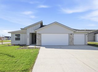 7097 E Kilkenny Ct, Nampa, ID 83687
