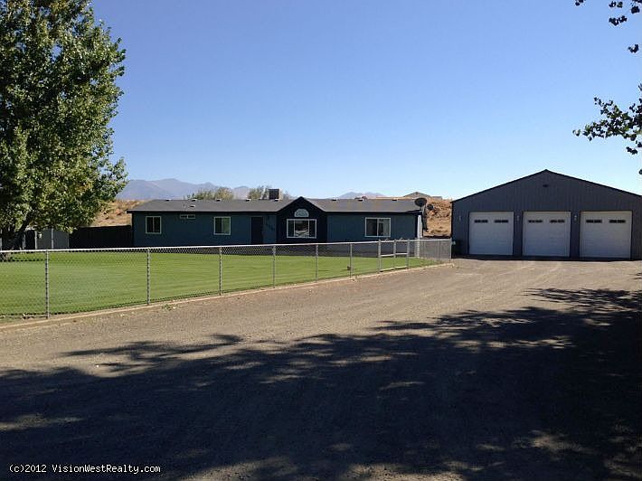1st image of 4720 Teal Ln