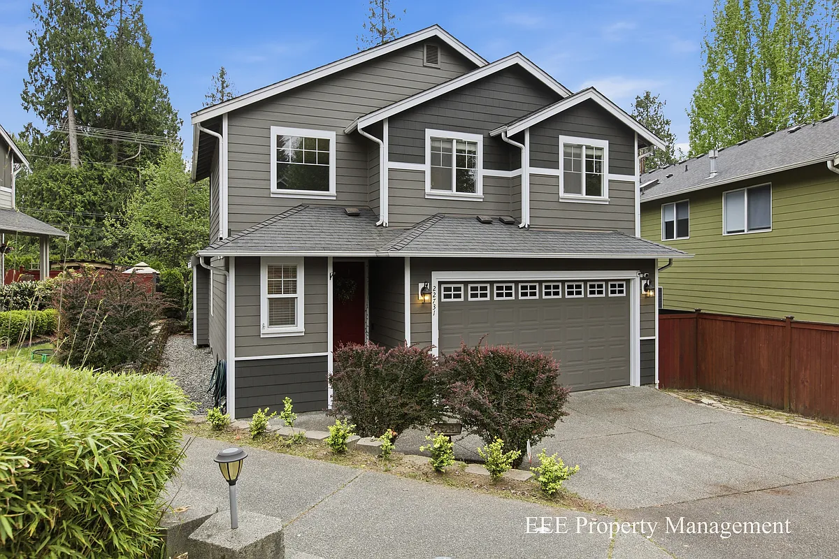 Building Photo - 22731 30th Ct SE