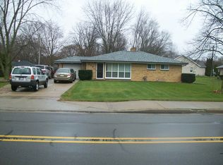 912 N Greene Rd, Goshen, IN 46526