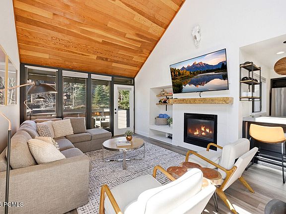 5th image of 1700 Three Kings Dr #188