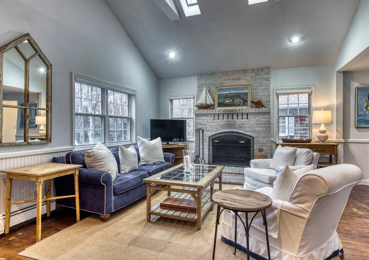 3 Bedroom Southampton Rental with Pool — Photo 3