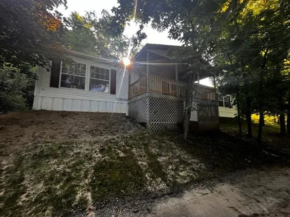 18391 N Valley Rd, Spring Grove, MN 55974