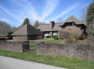 247 Sampson Ln, Barbourville, KY 40906