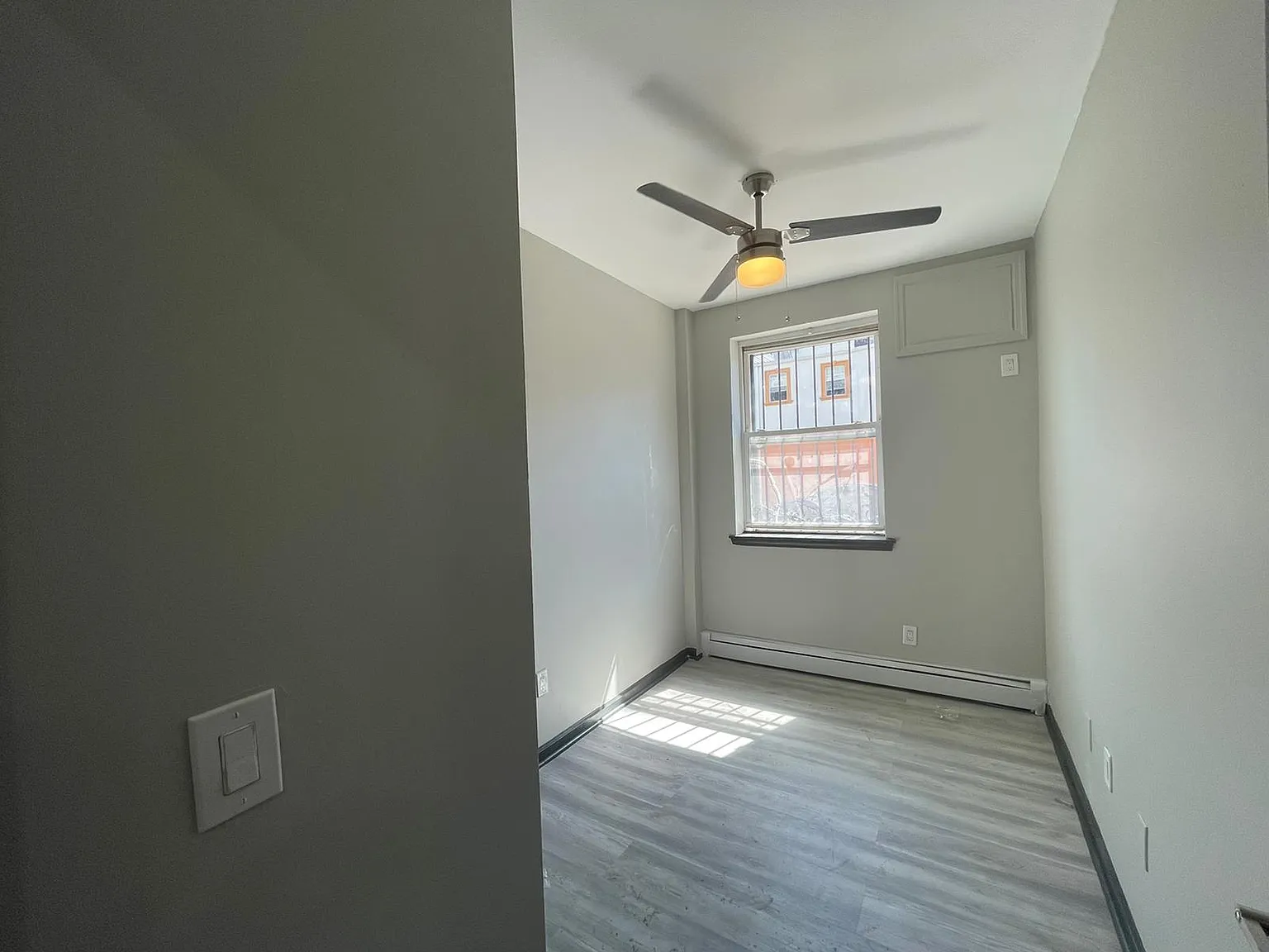 1 bed, $1,650 — Photo 4