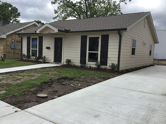 3rd image of 4439 Jacqueline Dr