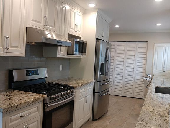 2nd image of 7677 Erin Way
