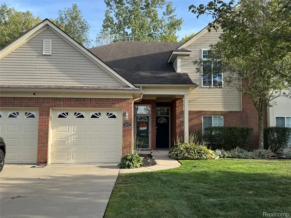 14202 Shadywood Dr, Sterling Heights, MI 48312
