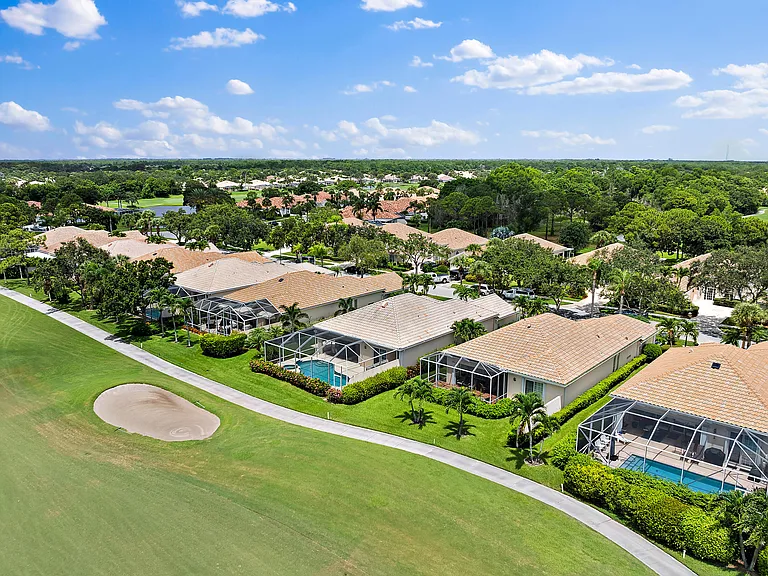 8485 SE Palm Hammock Ln — Photo 65