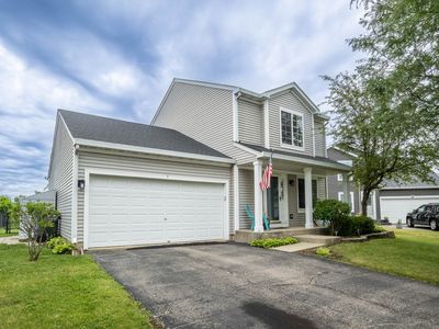 7 Sara Ct, South Elgin, IL, 60177
