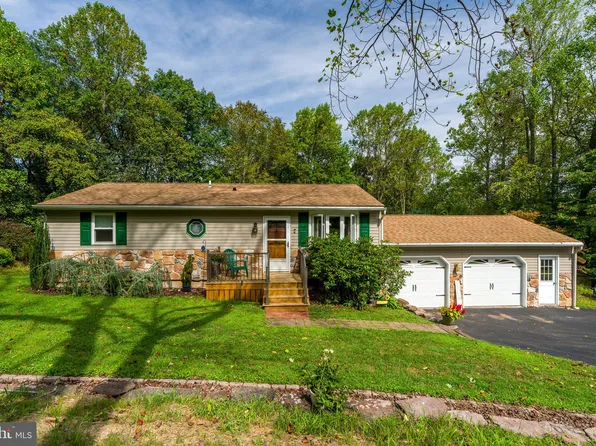 193 Quaker Hill Rd, Morgantown, PA 19543