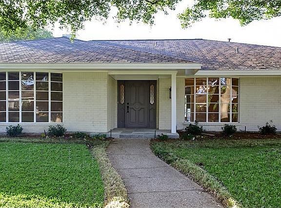 2nd image of 4133 Coral Cir