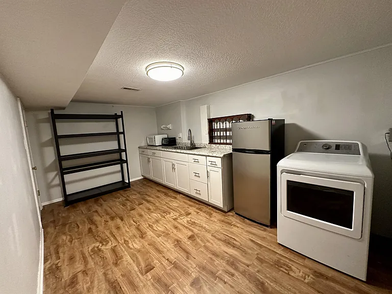 3560 S Cochise Dr — Photo 19