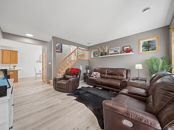 3rd image of 1564 Independence Dr #706
