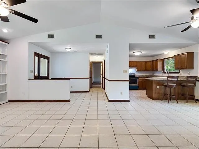 2216 Tuscavilla Rd — Photo 13