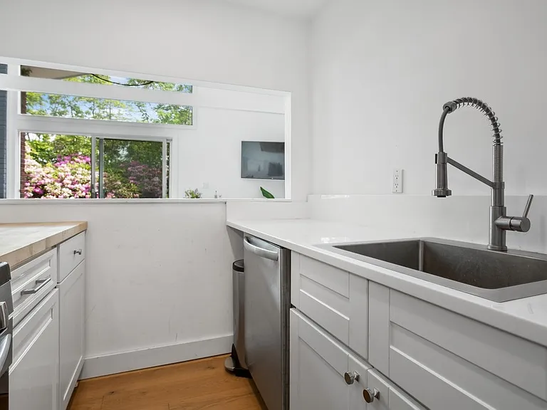 753 Montauk Hwy — Photo 8