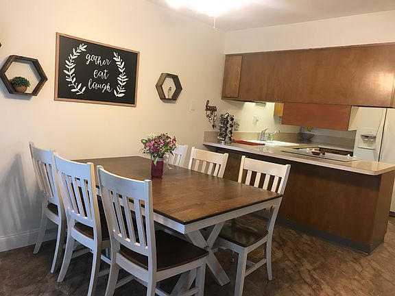 5th image of 220 N Fanning Ave APT 28