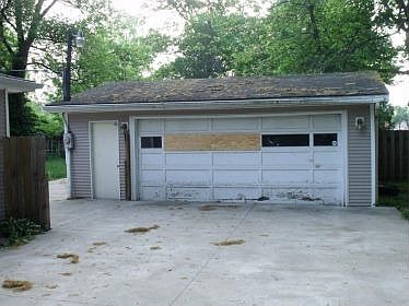 4th image of 1609 Leeds Ave